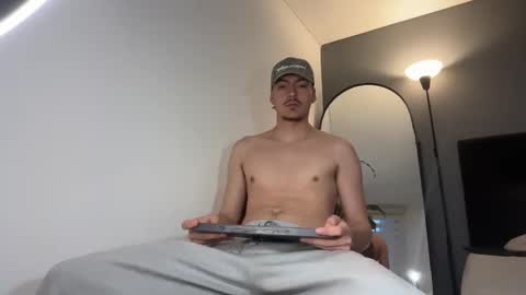 INDEPENDENT MODEL online show from 03-27-26, 11:10