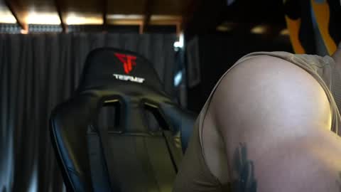 JC online show from 04-16-26, 08:37