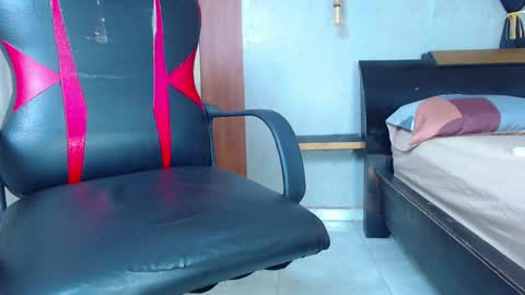 JAKSON online show from 05-14-26, 04:36