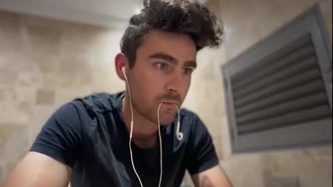 Jackson Uk online show from 03-15-26, 03:45