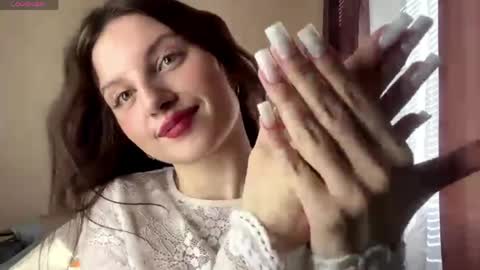 Lillian online show from 05-20-26, 05:35