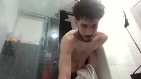 Snapshot of jacobmurphy2103 chatting on 01-06-26, 04:43 JACOB ROBIN online show from 01-06-26, 04:43