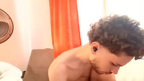 Snapshot of jacobmurphy2103 chatting on 01-08-26, 03:47 JACOB ROBIN online show from 01-08-26, 03:47