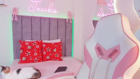 Snapshot of jacobss_gh chatting on 12-11-24, 11:10 JACOBSS online show from 12-11-24, 11:10