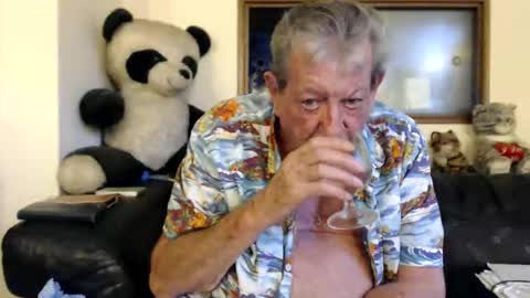 Jacques online show from 05-25-26, 03:56