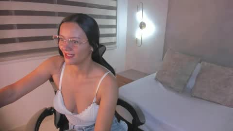 J A D E online show from 05-28-26, 11:40