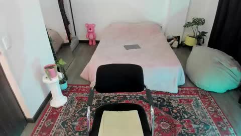 Jade  independent model online show from 01-19-26, 12:53