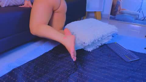 jadee__ online show from 03-13-26, 02:40