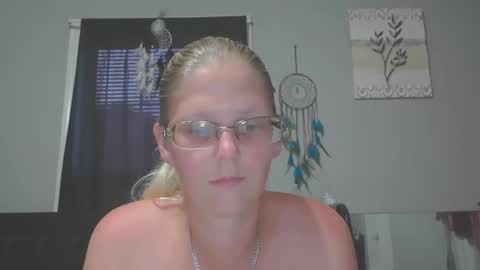 Snapshot of jadeluv chatting on 06-01-26, 12:56 JadeLuv online show from 06-01-26, 12:56