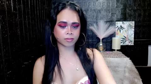 Jade online show from 12-19-24, 04:02