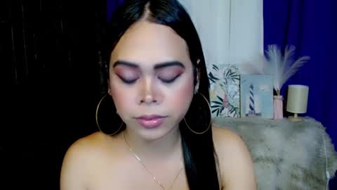 Jade online show from 01-23-25, 03:22