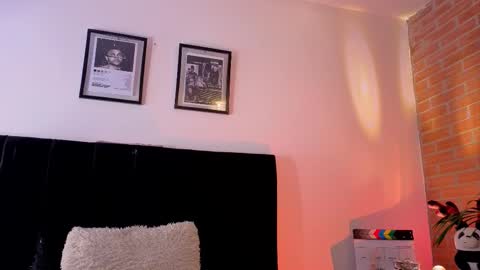 Snapshot of jaiden_thoner chatting on 01-07-26, 09:23 Jaiden online show from 01-07-26, 09:23