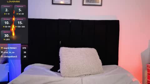 Snapshot of jaiden_thoner chatting on 01-10-26, 01:46 Jaiden online show from 01-10-26, 01:46