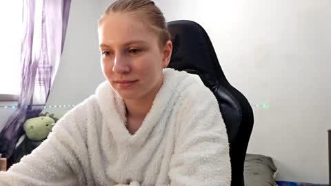 jaimeeosendorf online show from 04-03-26, 11:41