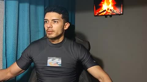 Snapshot of jair1_69 chatting on 06-28-26, 05:13 JaxXx online show from 06-28-26, 05:13