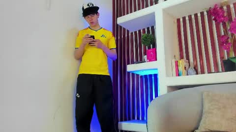 Jake online show from 06-18-26, 04:35
