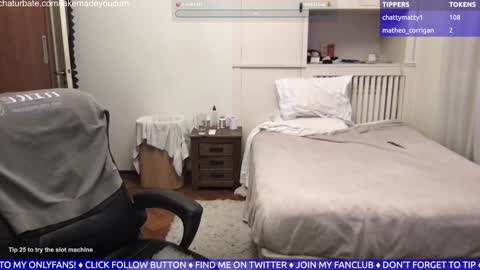 Snapshot of jakemadeyoucum chatting on 12-28-24, 01:29 Jake Wallace online show from 12-28-24, 01:29