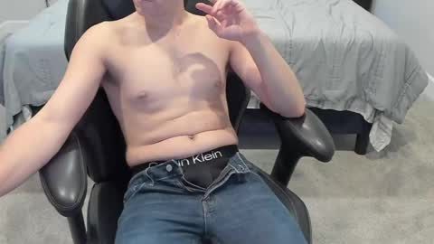 jakesnake442 online show from 05-10-26, 05:23