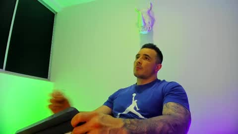 jakestone_1 online show from 04-21-26, 01:42