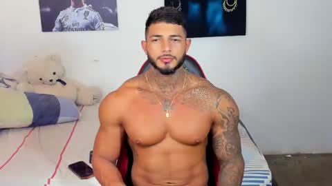 my name is sebas If you come here dont hesitate to say hello Im a guy who really likes having conversations and having hot online show from 07-28-26, 04:27