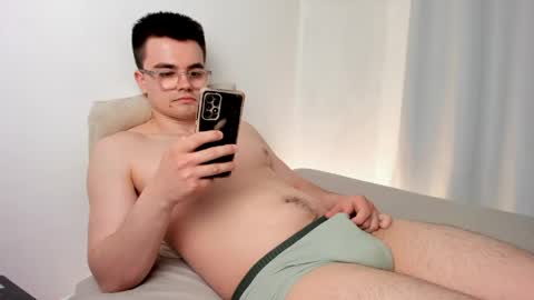 Hey there Im Jame online show from 04-15-26, 06:37