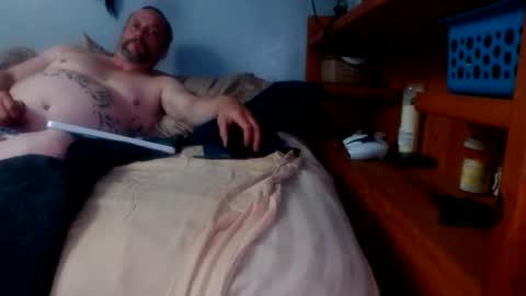 Snapshot of james30cup chatting on 04-01-26, 02:12 what you in too online show from 04-01-26, 02:12