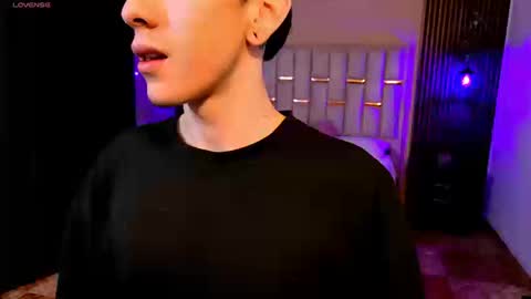 james_adamss_ online show from 03-18-26, 02:20