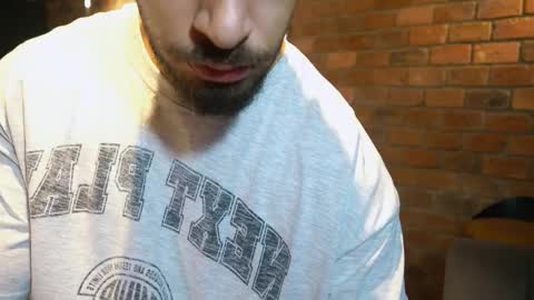 Snapshot of james_axel chatting on 03-29-26, 01:55 James Axel online show from 03-29-26, 01:55