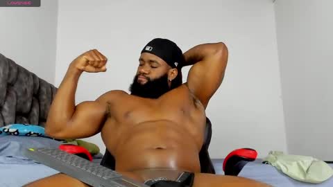 Snapshot of james_bbcmuscle chatting on 03-31-26, 12:05 James BBC online show from 03-31-26, 12:05