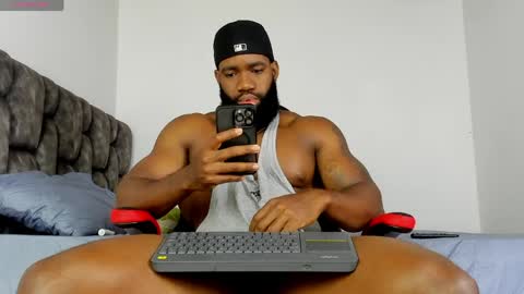 Snapshot of james_bbcmuscle chatting on 04-03-26, 12:03 James BBC online show from 04-03-26, 12:03