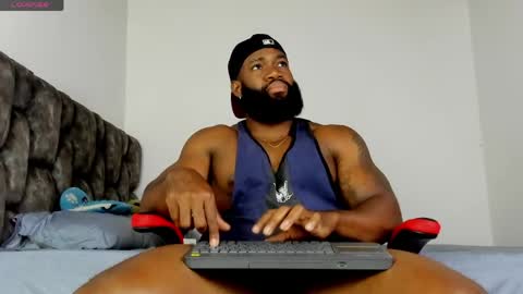 Snapshot of james_bbcmuscle chatting on 04-21-26, 11:18 James BBC online show from 04-21-26, 11:18