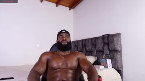 Snapshot of james_bbcmuscle chatting on 07-10-26, 12:37 James BBC online show from 07-10-26, 12:37