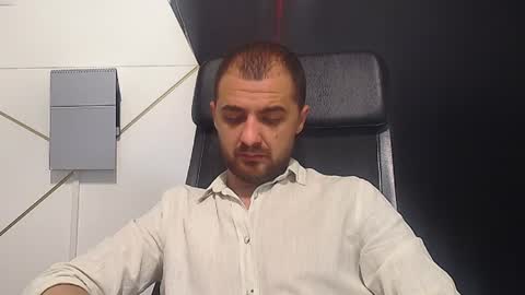 Snapshot of jamesmyersx chatting on 06-24-26, 04:00 JamesMyers online show from 06-24-26, 04:00