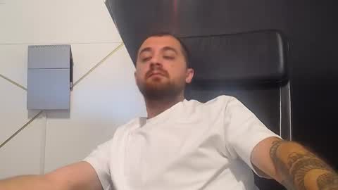 Snapshot of jamesmyersx chatting on 06-30-26, 04:13 JamesMyers online show from 06-30-26, 04:13