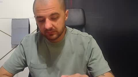 Snapshot of jamesmyersx chatting on 07-08-26, 04:17 JamesMyers online show from 07-08-26, 04:17