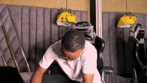 James  online show from 04-10-26, 11:09