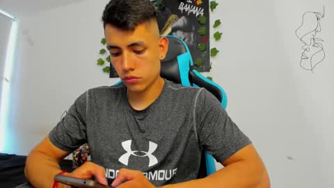 Jamess hott online show from 12-21-24, 09:25