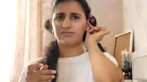 Niki online show from 07-30-26, 10:36