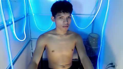 janlloyd04 online show from 03-21-26, 08:19