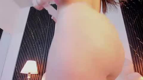 Snapshot of jaslyn__smith chatting on 06-12-26, 05:34 Jaslyn online show from 06-12-26, 05:34