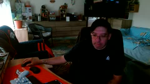 Snapshot of jasmarks2000 chatting on 07-08-26, 05:28 JasMarks online show from 07-08-26, 05:28
