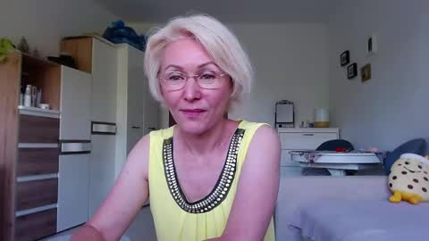 Jasmin room for people 40 online show from 05-26-26, 07:15