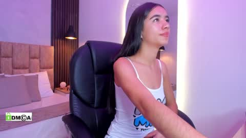 Snapshot of jasmin_adams chatting on 06-29-26, 12:05 Jasmin online show from 06-29-26, 12:05
