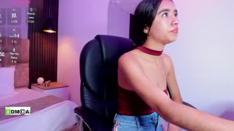 Snapshot of jasmin_adams chatting on 07-01-26, 11:23 Jasmin online show from 07-01-26, 11:23