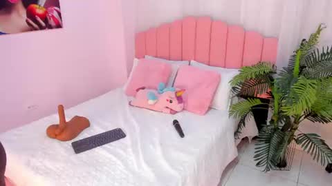 Snapshot of jasmin_evano29 chatting on 07-21-26, 05:26 online show from 07-21-26, 05:26
