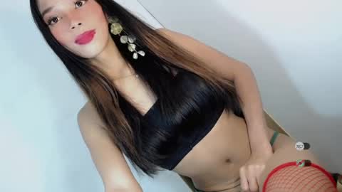 Snapshot of jasmine_on_live chatting on 07-12-26, 01:40 CUTE JANNA online show from 07-12-26, 01:40