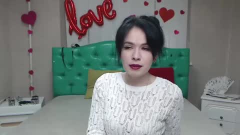 Snapshot of jasminekouch chatting on 04-11-26, 05:45 JasmineKouch online show from 04-11-26, 05:45