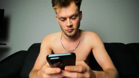 JasoN online show from 11-01-25, 03:47