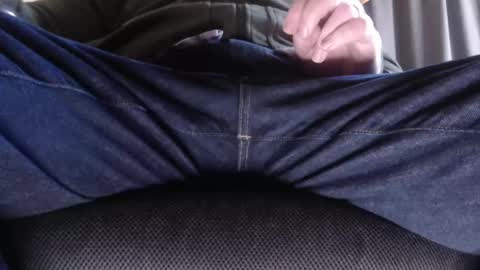 Snapshot of jasonholly chatting on 12-17-25, 06:58 Benedick Cumbersnatch online show from 12-17-25, 06:58