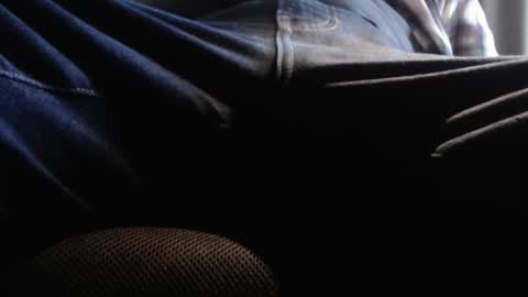 Snapshot of jasonholly chatting on 01-13-26, 04:12 Benedick Cumbersnatch online show from 01-13-26, 04:12